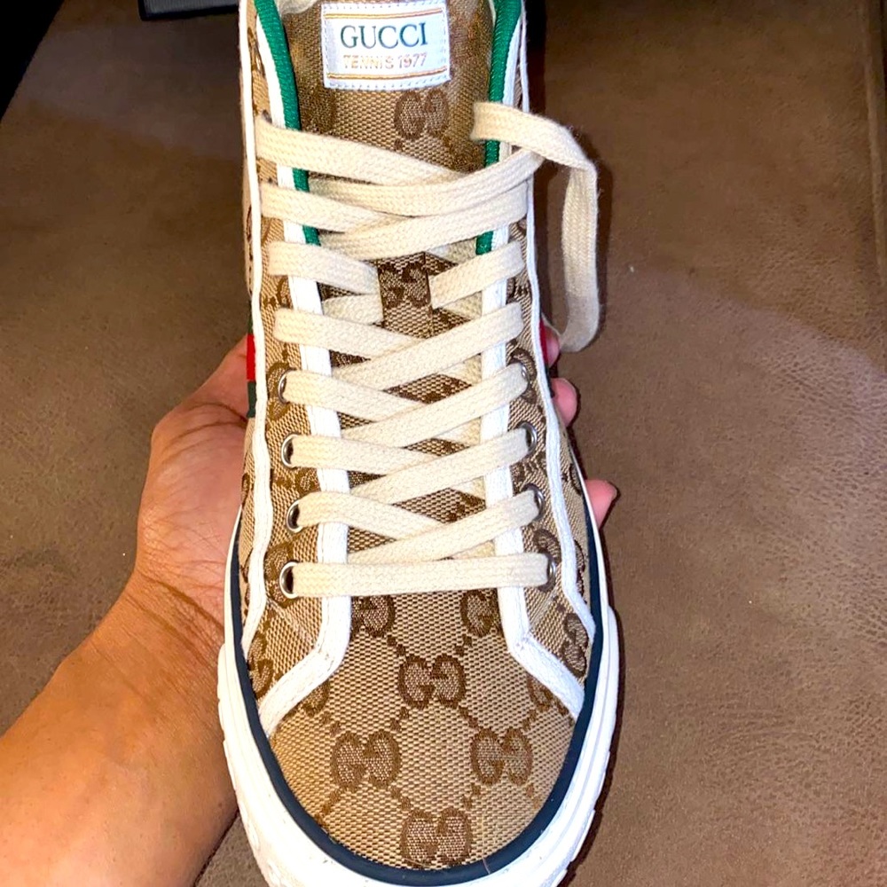 Men’s Gucci sneakers